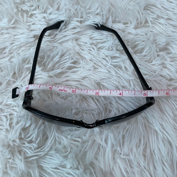 Gorgeous Tod’s oversized sunglasses - Picture 11 of 13